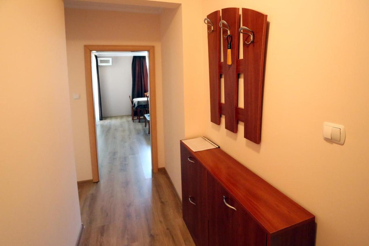 Apartments Dani ポモリエ エクステリア 写真