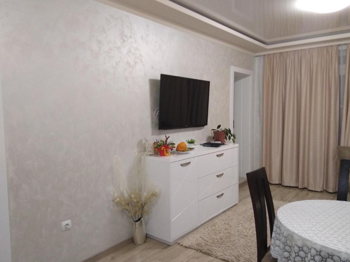 Apartments Dani ポモリエ エクステリア 写真