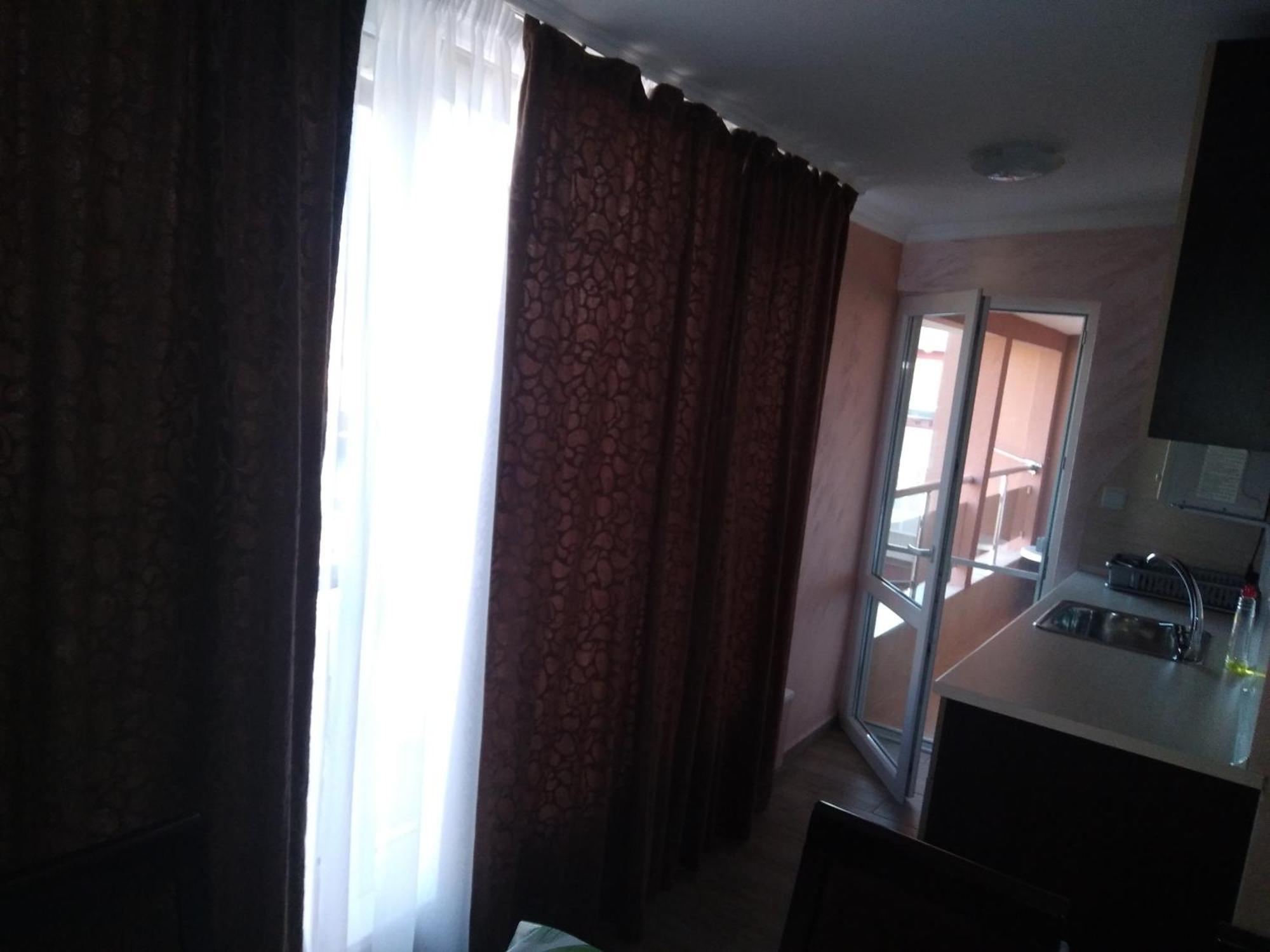 Apartments Dani ポモリエ エクステリア 写真